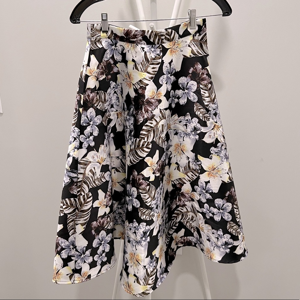 Women’s size S floral bell skirt